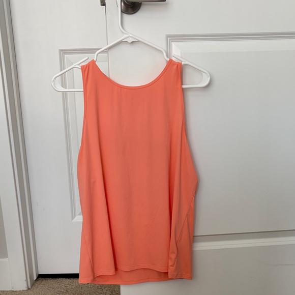 Old Navy Tops - Old Navy Neon Coral Flowform Go Dry Active Tank
